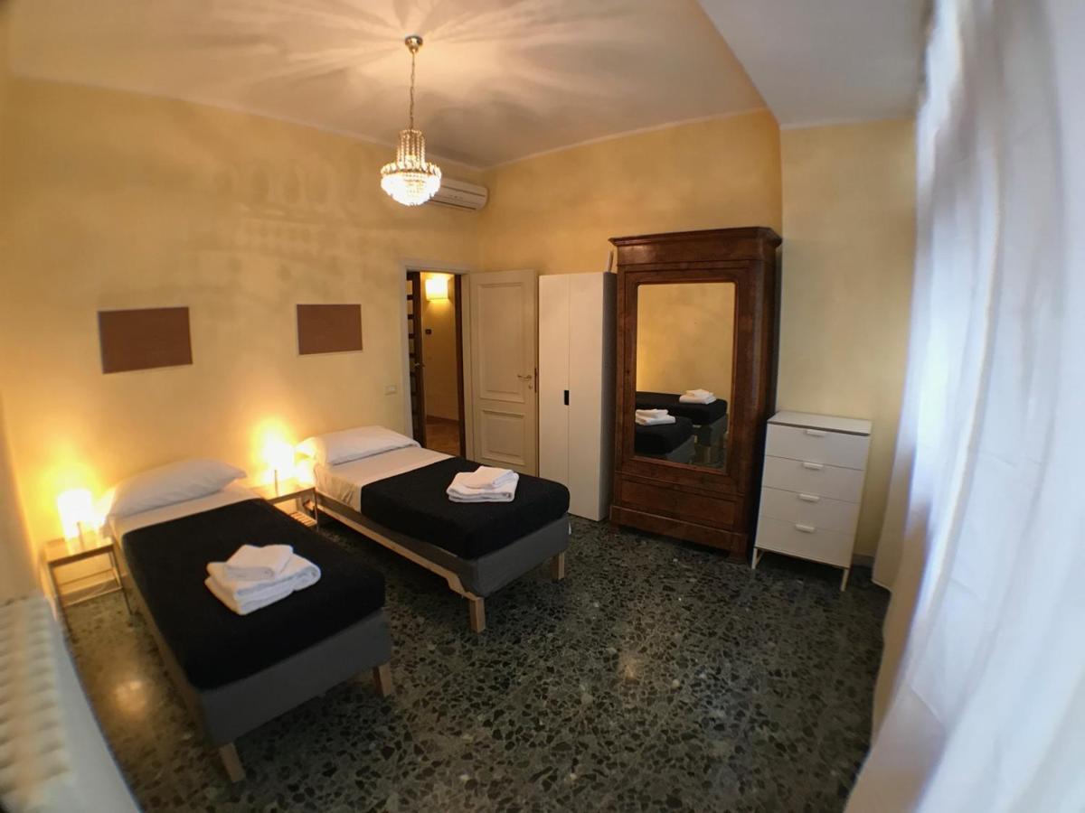 Ponte Vecchio 4 Bedrooms 佛罗伦萨 外观 照片